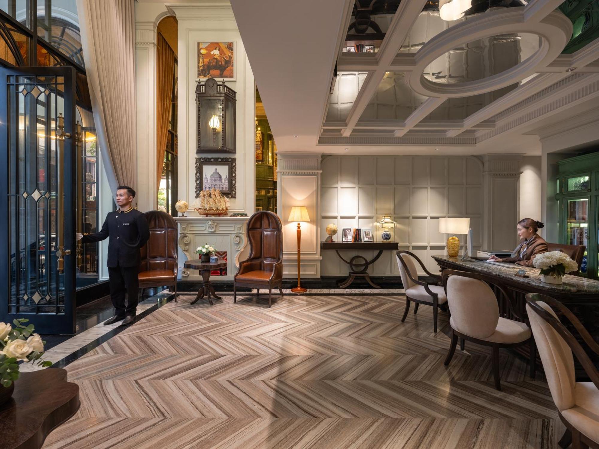 Grand Hotel Du Lac Ханой Экстерьер фото The lobby of the hotel