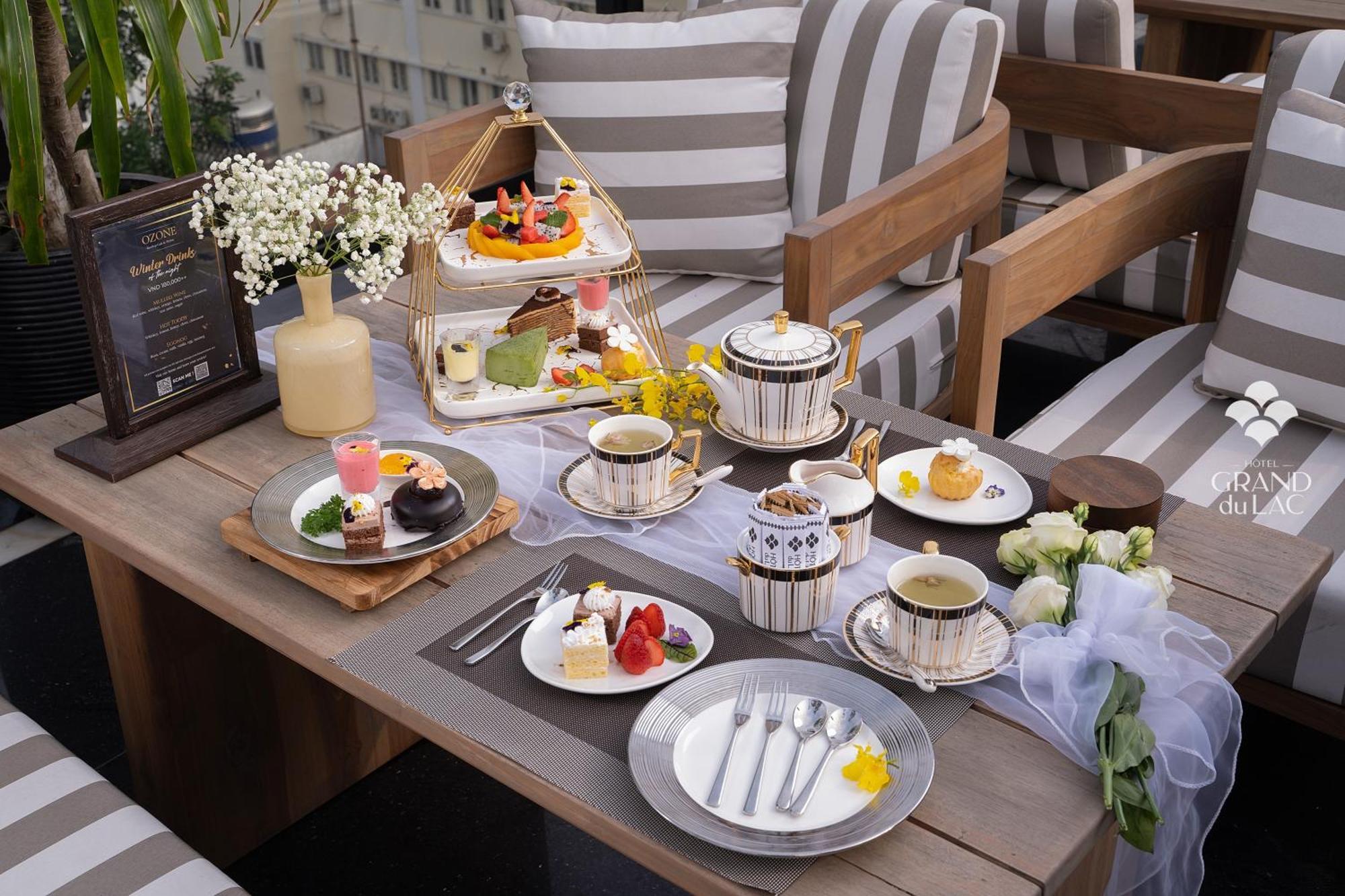 Grand Hotel Du Lac Ханой Экстерьер фото Afternoon tea